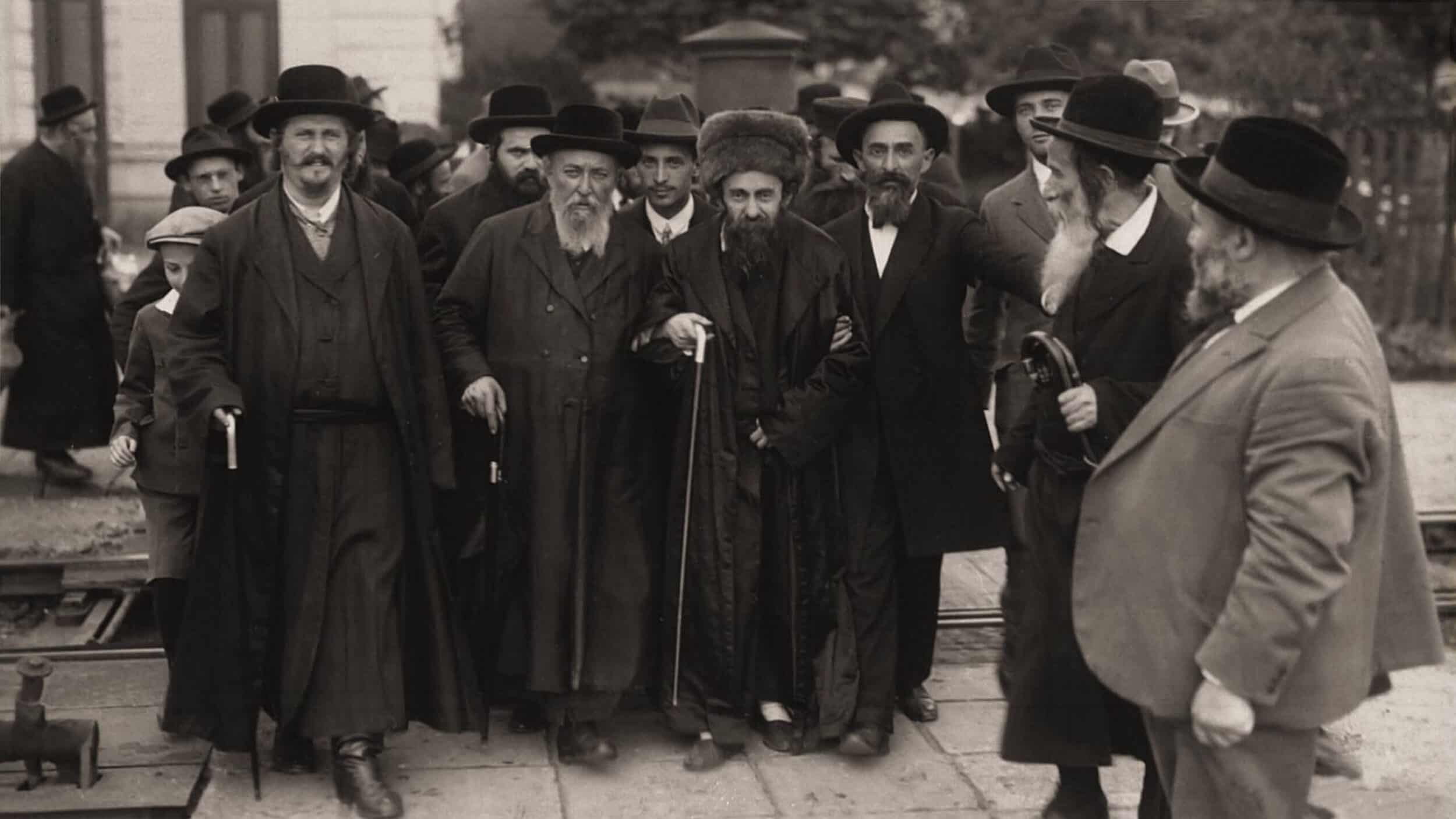 Rokeach Aharon - Leitner Moshe cropped to size